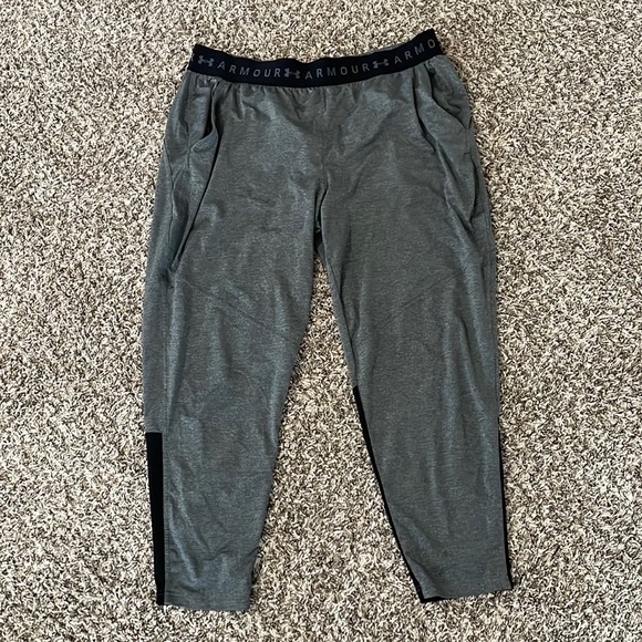 Under Armour Pants & Jumpsuits Under Armour Gray Athletic Pants